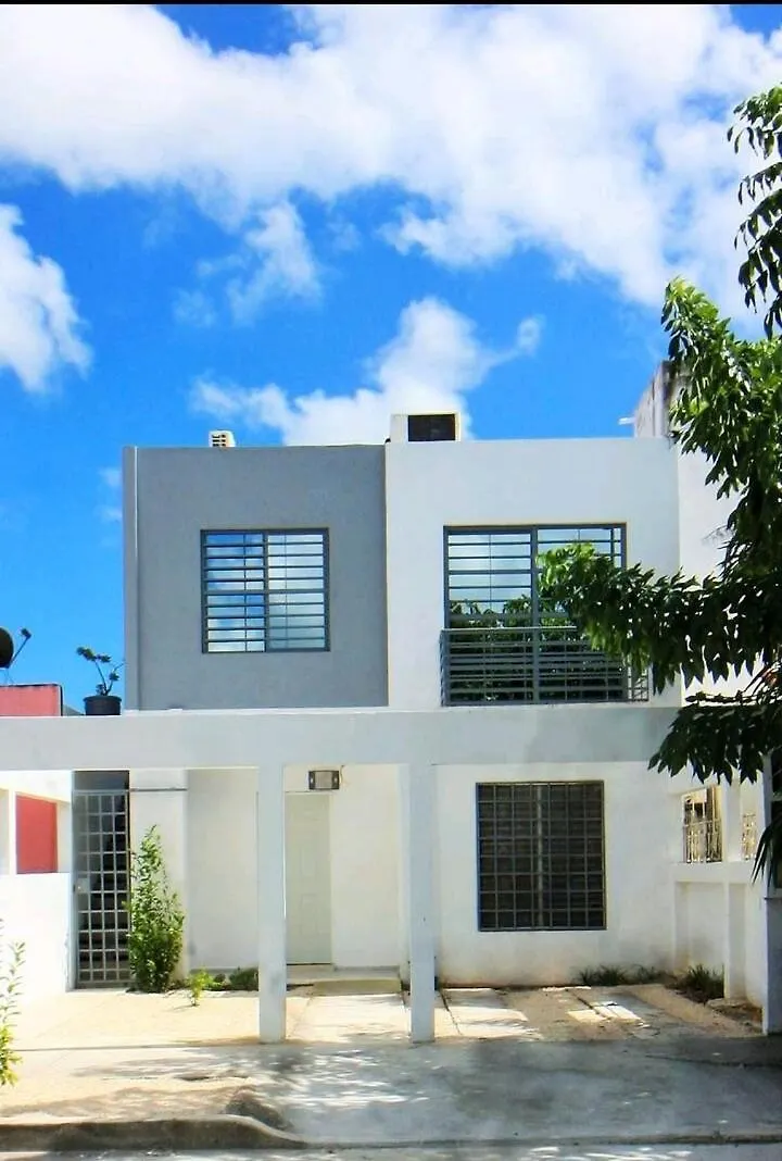 Estudio Jade, Fresco Y Confortable A/A Wifi Pkg Nflx Cancun Apartment